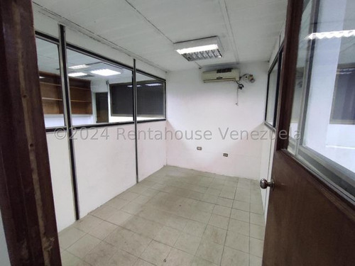 Galpón En Venta Urb Miranda Ia25-316257