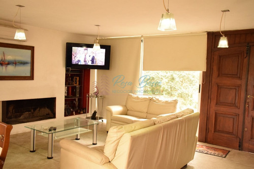 Casa En La Barra, 3 Dormitorios *- Ref: 3391