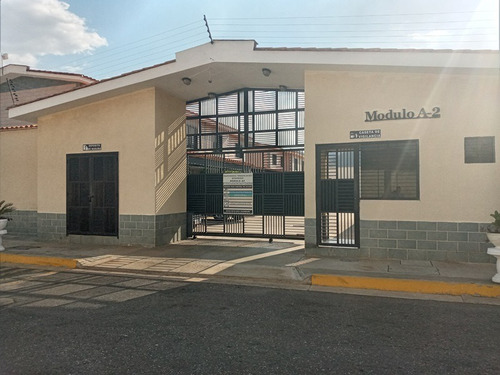Imagen 9 de 10 de Casa En Res. Terranostra. Foth-220