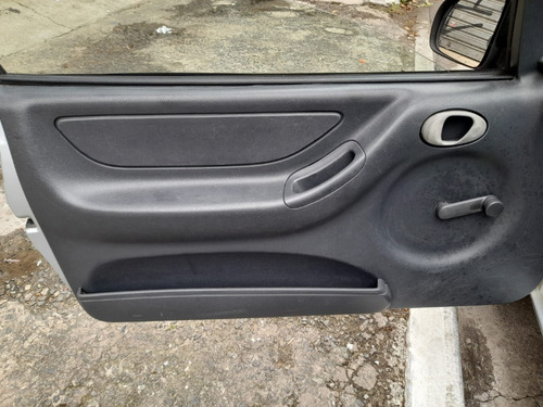 Imagem 6 de 9 de Chevrolet Celta