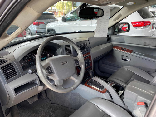 Imagen 9 de 12 de Jeep Grand Cherokee 2006 Limited V8 Power Tech 4x2 At