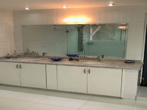 Imagen 10 de 30 de En Venta Espectacular Quinta Ubicada En La Lagunita Country Club