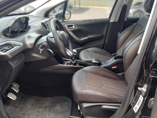 Imagen 12 de 15 de Peugeot 2008 1.6 Thp Sport