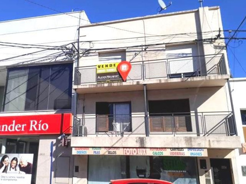 Imagen 2 de 18 de Urquiza Al 1000