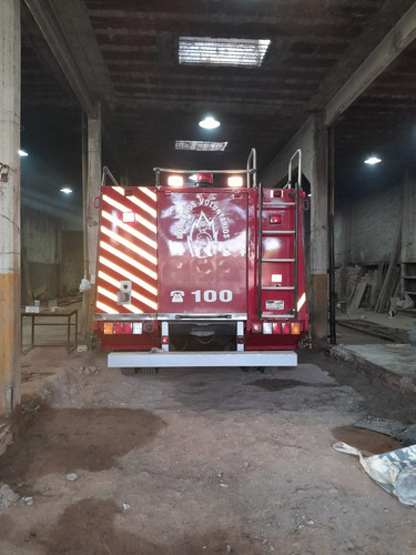 M Benz 1114 Autobomba, Buen Estado, Venta, Permuta, Financio