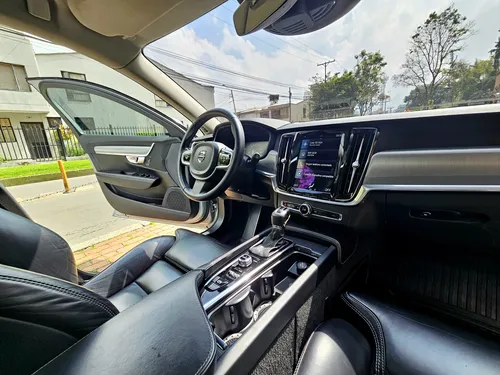 Volvo S90 2.0 T5 Drive-e Momentum