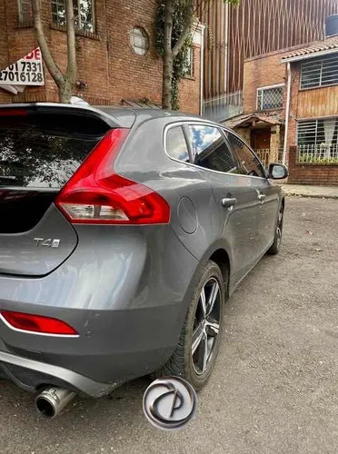 Volvo V40 2.0 T4 Drive-e R-design