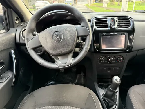Renault Logan 1.6 Expression