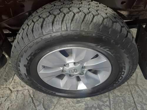 Imagen 14 de 15 de Toyota Hilux 2018 2.7 Cabina Doble Sr Mt