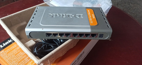 Imagen 4 de 4 de Switch D-link 8 Puertos Usado En Buen Estado