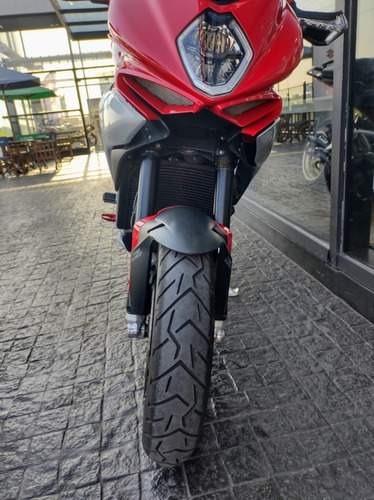 Imagen 9 de 25 de Mv Agusta Turismo Veloce 800 - No Ducati, No Triumph, Mi
