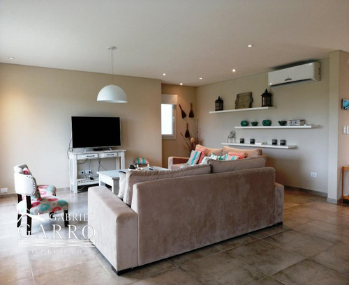 Imagen 4 de 17 de Casa A La Venta En El Barrio Cerrado Costa Esmeralda