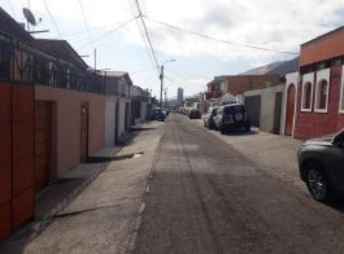 Imagen 2 de 11 de Casa En Iquique