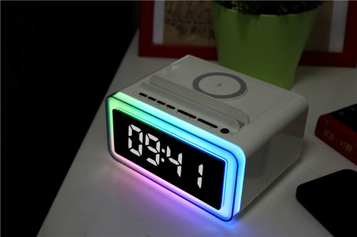 Altavoz Bluetooth Multifuncional Creativo