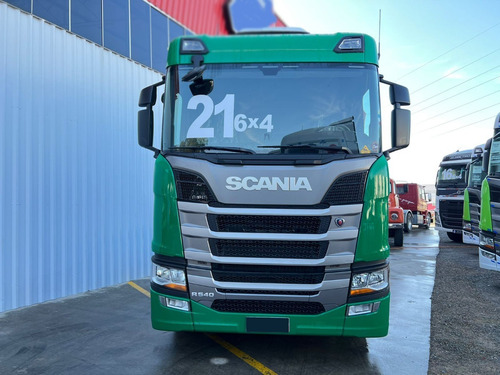 Imagem 2 de 15 de Scania R540 6x4 2021