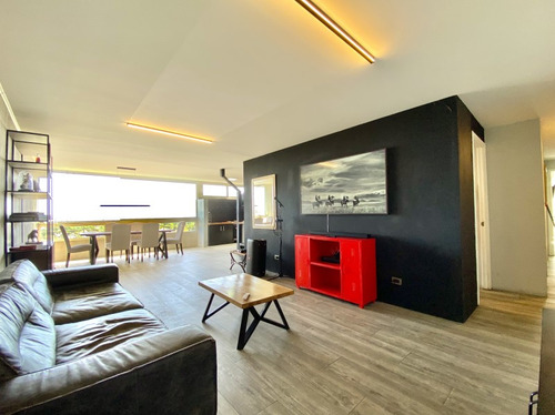 Excelente Conectividad, Parrilla Interior, 2d+servicio