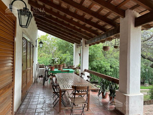 Casa En  Venta Villa Allende Golf Gran Parque Y Pileta
