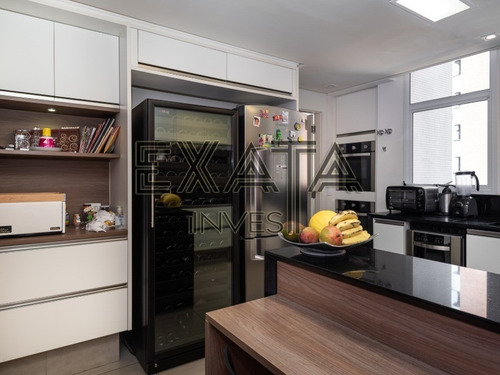 Imagem 25 de 28 de Apartamento Reformado, Moderno E Sofisticado No Jardim Paulista. Amplo Living Para Dois Ambientes, Home Theater, Sala De Almoço, Sala De Jantar, Cercados Por Um Terraço Envidraçad - Ap00686 - 693723