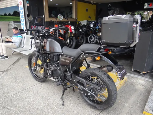 Royal Enfield Himalayan 411 Abs