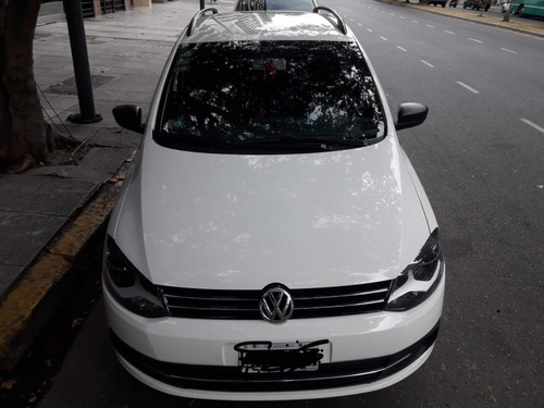 Volkswagen Suran 1.6 Comfortline 101cv 2014