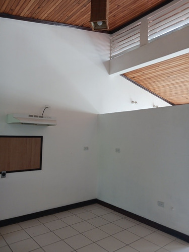 Imagen 6 de 10 de Casa En San Juan, Santa Barbara, Heredia