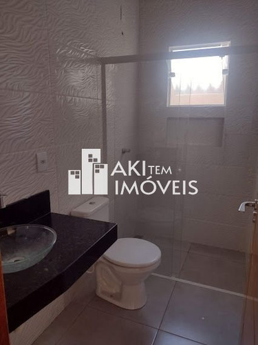 Imagem 12 de 30 de Excelente Residência Com 3 Dormitórios Sendo Um Suíte, Bairro Vista Bela! - 10661