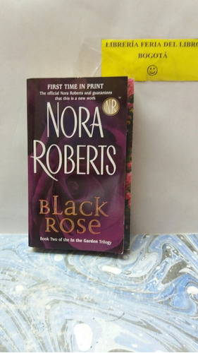 Nora Roberts - Rosa Negra - En Ingles - Novela - Suspenso