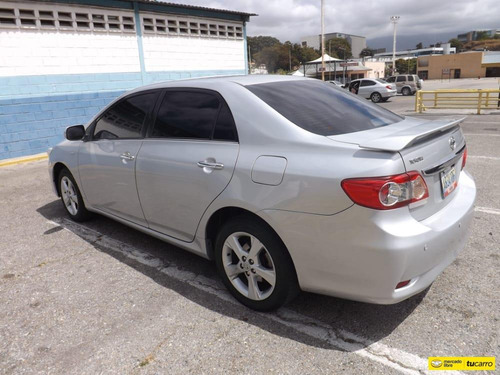 Toyota Corolla .
