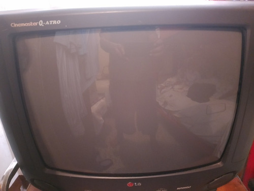 Televisor LG Cinemaster Q-atro 21 Pulgadas.