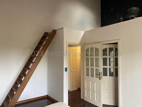 Casa En Venta En Alto Hatillo Terraza Areas Sociales Caracas Angela Tochon