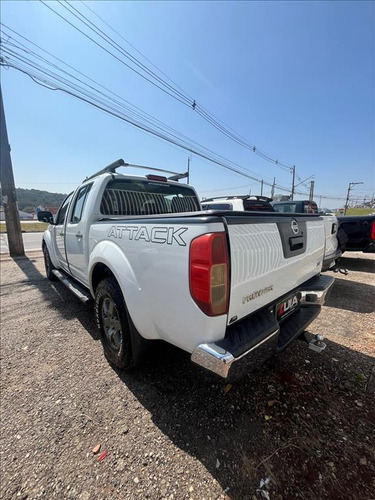 Nissan Frontier 2.5 SV ATTACK 4X4 CD TURBO ELETRONIC DIESEL 4P AUTOMÁTICO