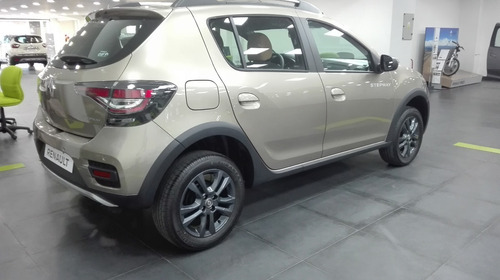 Imagen 14 de 16 de Stepway 1.6 16v Zen ( F R )