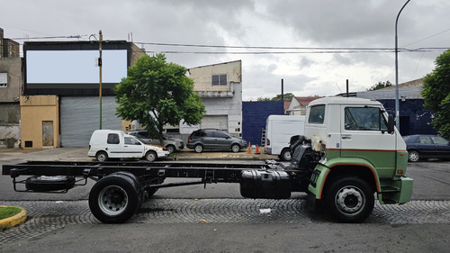 Volkswagen 13-180 Chasis Año 2009