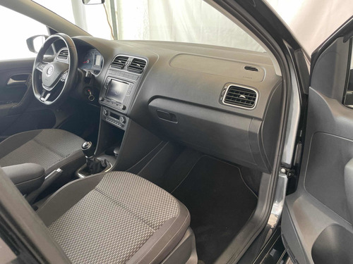 Imagen 11 de 16 de Volkswagen Vento 2020 1.6 Confortline Atm