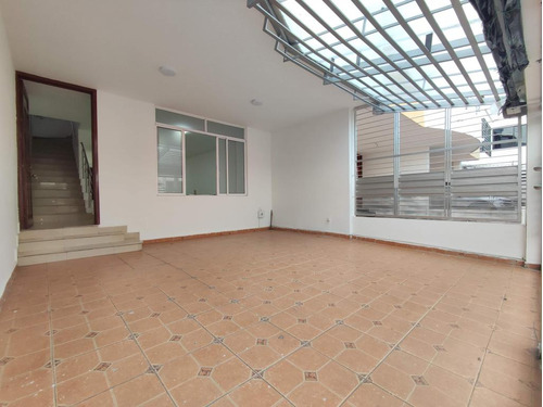 Casa En Venta En Cúcuta. Cod V26232