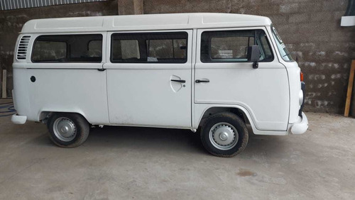 Volkswagen Kombi Passageiros