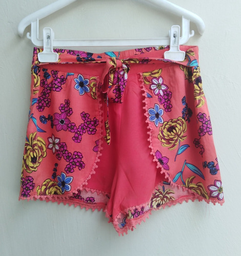 Short Sybilla, Talla L, Como Nuevo