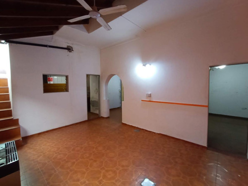 Imagen 2 de 13 de Tipo Casa 3 Ambientes Con Terraza