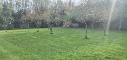 Parcela Comercial Con Cabañas En Los Ángeles, Ideal Para Inv