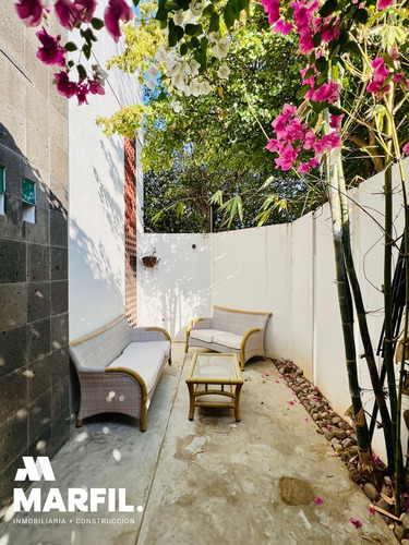 Casa En Venta Ideal Para Negocio / Oficinas En Esmeralda Norte Colima