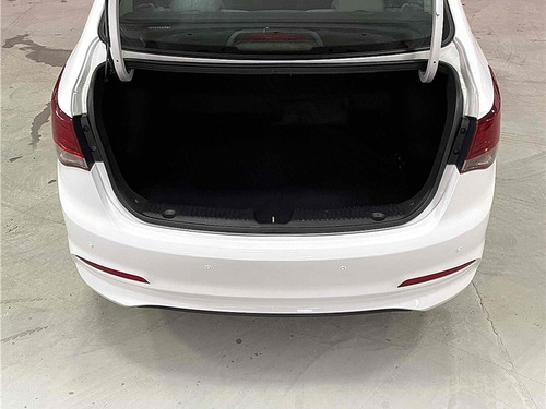 Imagem 10 de 10 de Hyundai Hb20 1.6 Comfort Plus 16v Flex 4p Automático