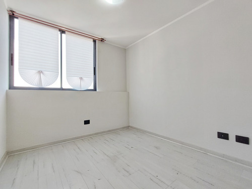 Edificio Av. Lo Ovalle (1 Est. 1 Bod.) Vista Norte Piso 4