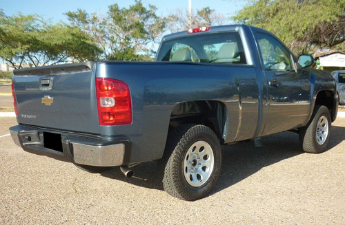 Chevrolet Silverado Ls 4x2 2009 5.3 Automatica Camioneta