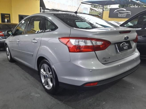 Imagem 4 de 11 de Ford Focus Sedan S 2.0 16v Powershift (aut) Flex Automátic