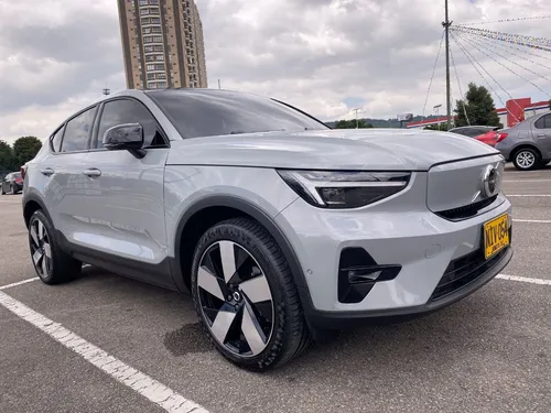 Volvo C40 Ultimate P8 4x4 2024