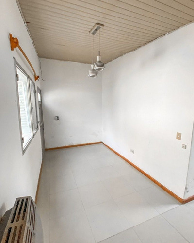 Imagen 2 de 6 de Venta Dpto Interno Bº Naposta