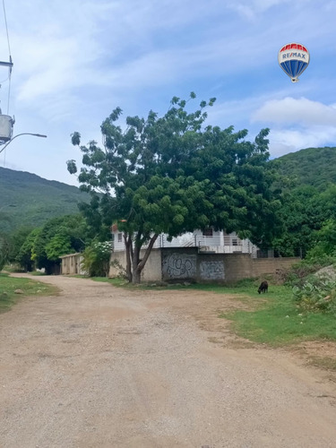 Re/max 2mil Vende, Terreno, Sector Guatamare, Arismendi, Isla De Margarita.