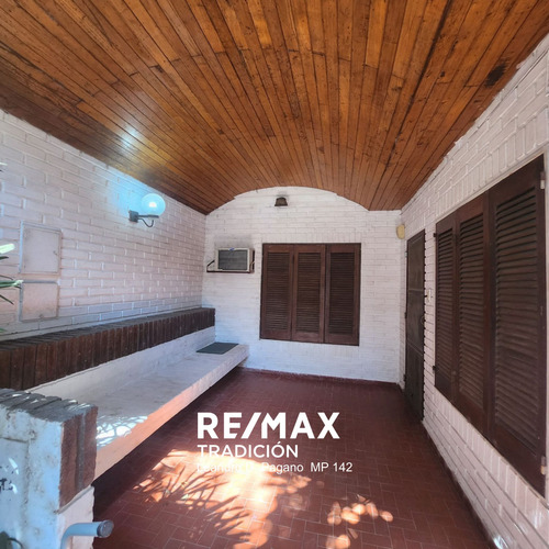 Casa Venta 3dorm C/ Pileta Microcentro Resistencia