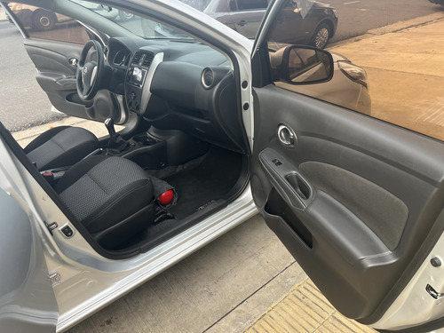 Nissan Versa 1.6 Advance Mt