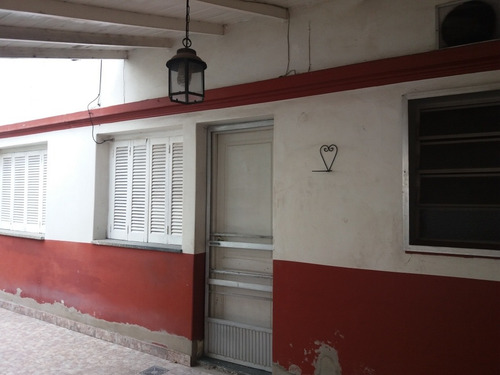 Imagen 3 de 14 de Excelente Dto. T/ Casa 3 Amb. Patio, Jardín, Pileta, Terraza